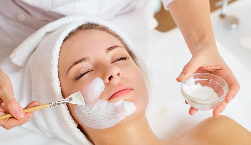 Benefits of Skin Minimalism as an Esthetician