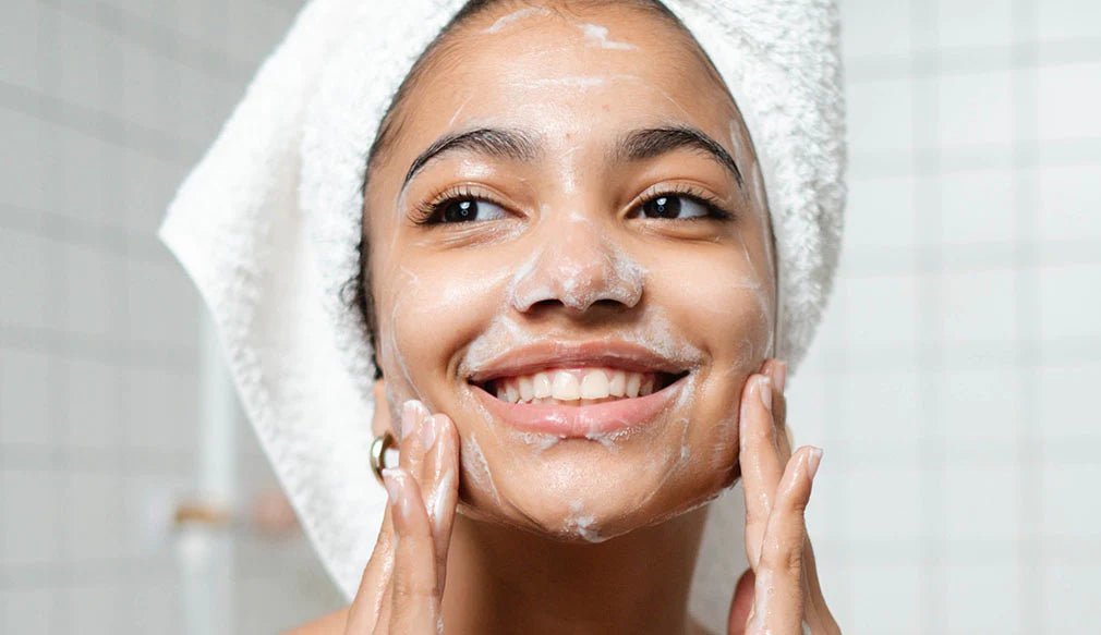 Why You Should be Washing Your Face ONCE a Day – At Night! - LaFlore